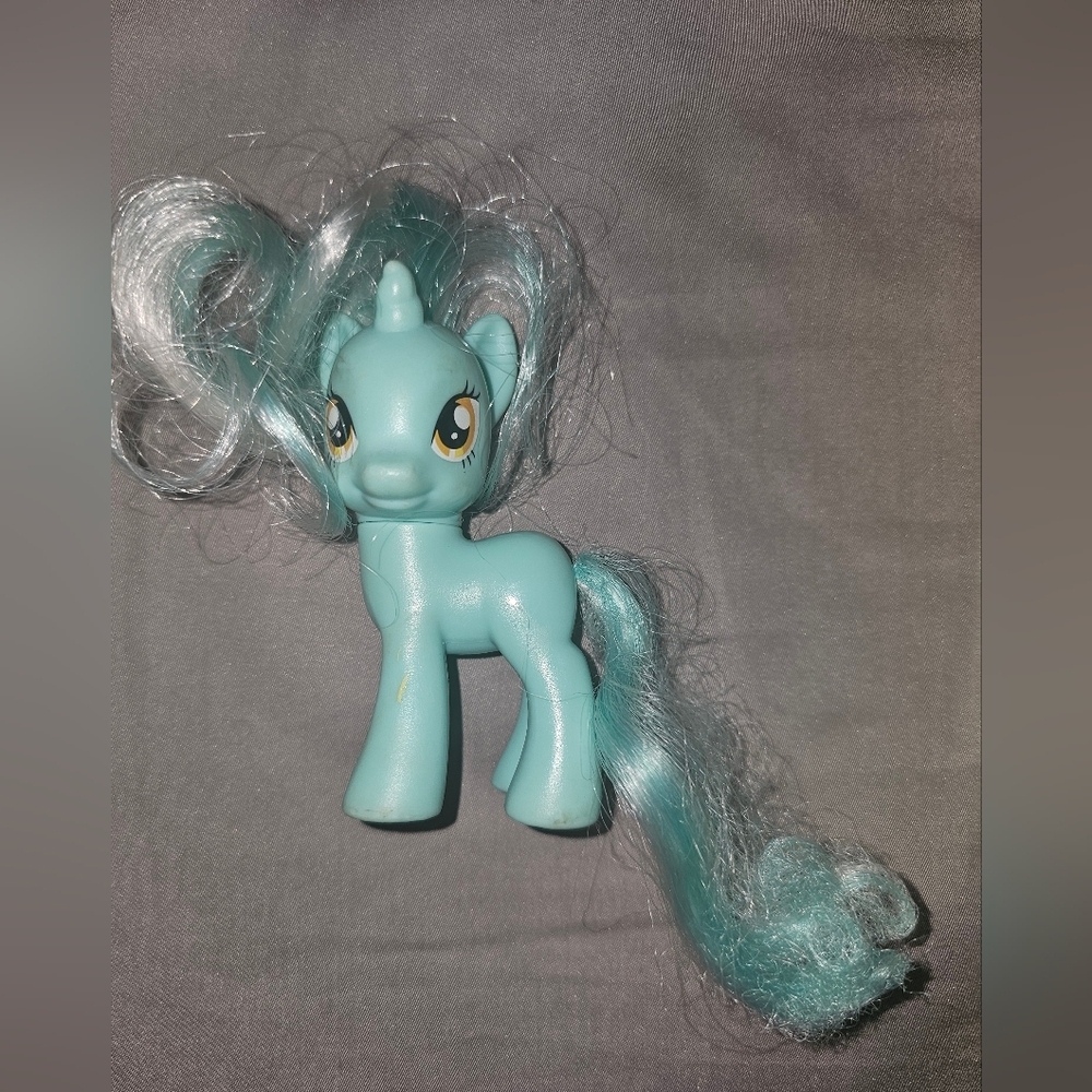My Little Pony G4 Lyra Heartstrings Brushable 3 Inch Figure MLP FIM